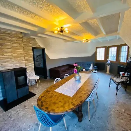 La Chaumiere Des 2 Cygnes-spa- Wifi-parking-calme Nyaraló