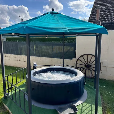 La Chaumiere Des 2 Cygnes-spa- Wifi-parking-calme Nyaraló